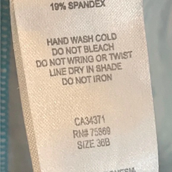 Maidenform Blue and White One-Piece Tankini Top with Custom Lift Padding - Picture 5 of 6